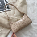Noir Élégance Croc Baguette