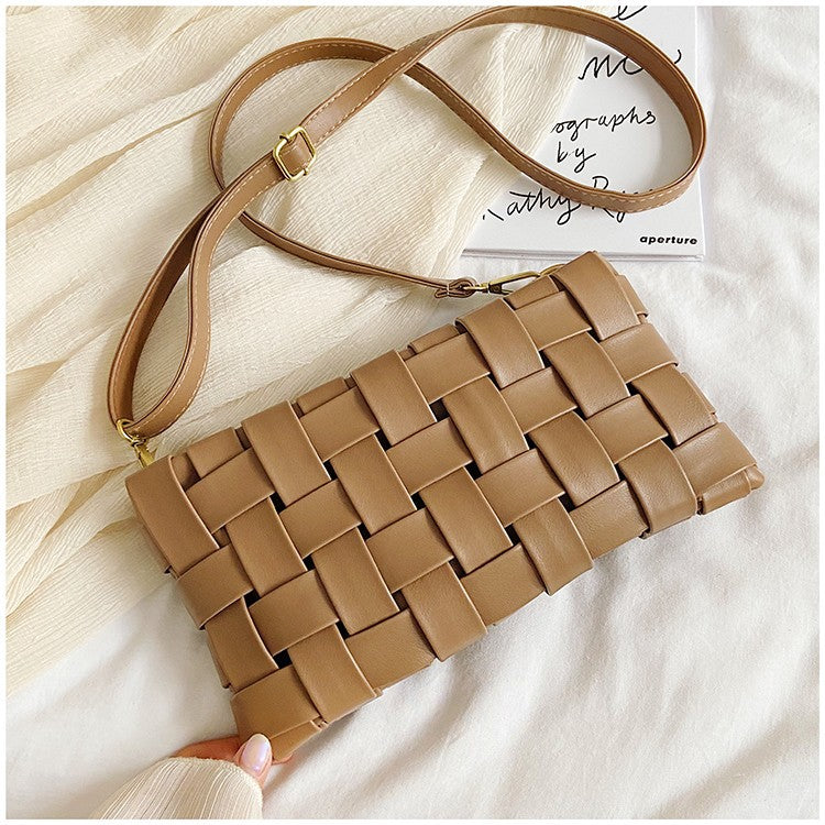 Ivory Élan™ Woven Gold Chain Shoulder Bag