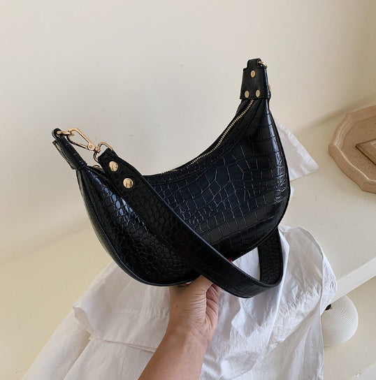 Monarch Croc™ Sculpted Shoulder Bag – Chestnut Luxe Edition