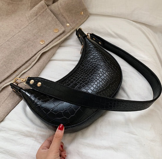 Monarch Croc™ Sculpted Shoulder Bag – Chestnut Luxe Edition