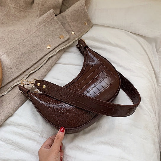 Monarch Croc™ Sculpted Shoulder Bag – Chestnut Luxe Edition