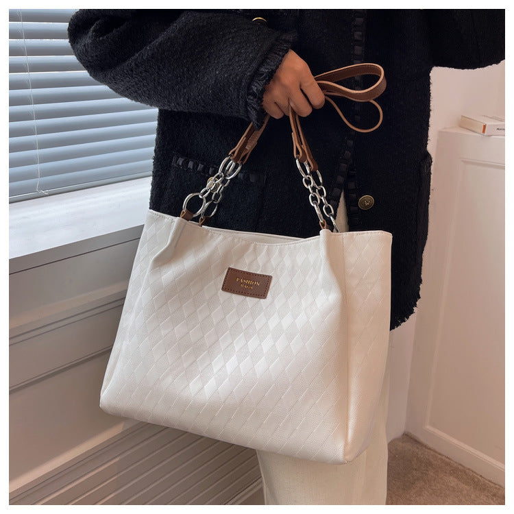 Ivory Élégance Structured Tote
