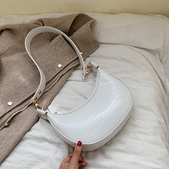 Monarch Croc™ Sculpted Shoulder Bag – Chestnut Luxe Edition