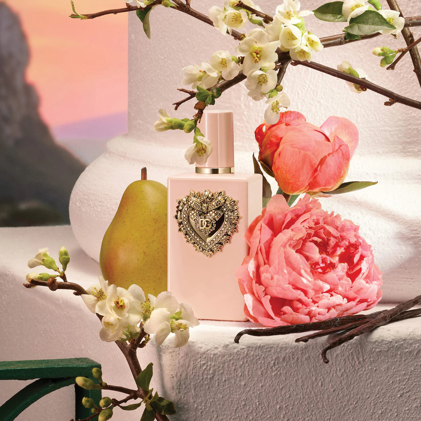 Dolce & Gabbana My Devotion Eau de Parfum Intense – Peony, Vanilla & Golden Heart Luxury Scent